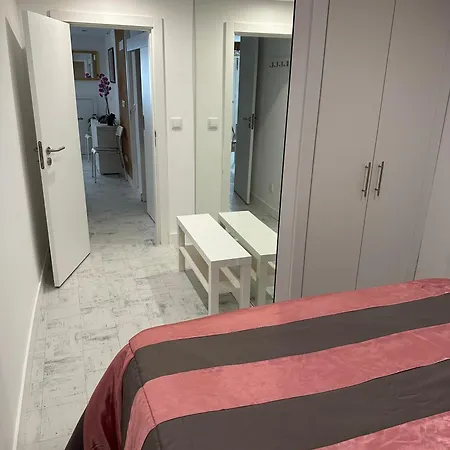 Cantinho Lusitano In Bairro Alto 리스본